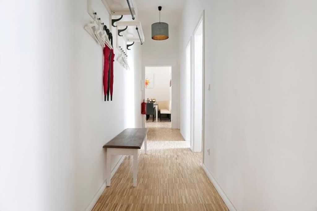 Sc 06 By Rockchair Apartments L Superhost Status L 4 Bedrooms Boxspringbeds 2 Bathrooms Balcony Elevator - Cozy Family & Business Flair Welcomes You! Berlin Exterior foto